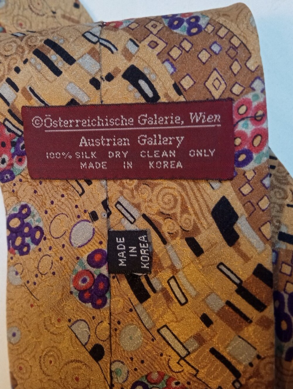 Austrian Gallery Gustav Klimt Gold Patterned Silk Tie